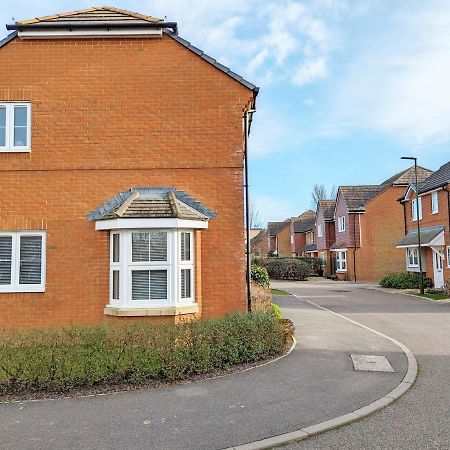 Happy Days Villa Yapton Exterior photo
